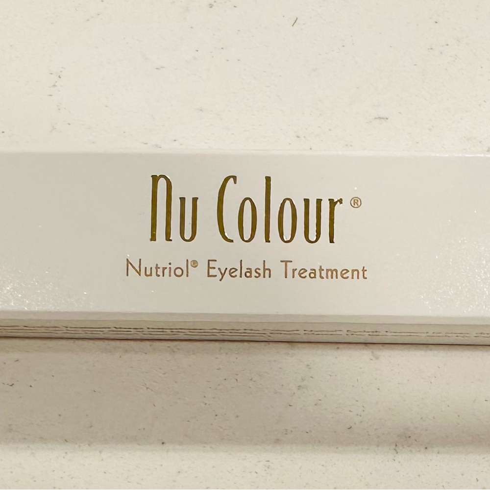 Nuskin nutriol eyelash treatment